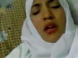 Desi hot sexy college student in uniform fucking with bf mms