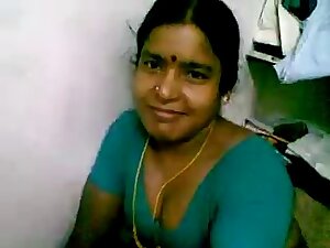 Horny man has fun with his juicy indian slut on bed