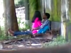 Couple In Park Love MMS
