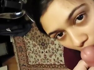 India Desi College Girlfriend give first time blowjob and cum in mouth