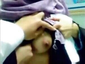 Pakistani Wife Exposed