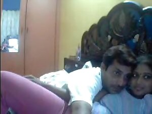 Kannada Indian aunty show asshole on webcam nice expressions