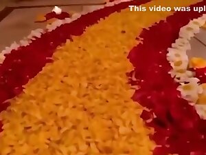 Desi Bhabhi Ke Ghar Par Ja Kar Bhabhi Ki Mast Chudayi Ki