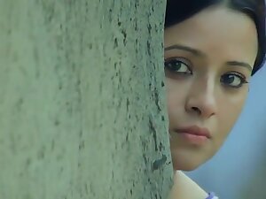 Sexy Sccene of Gangs Of Wasseypur