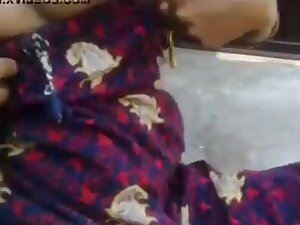 Tamil married bhabhi secret sex with neighbour bf