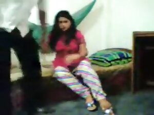 Desi big boobs aunty fucked hard by driver