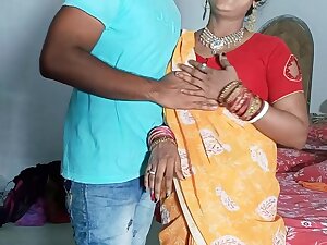 Li Ya - Bhabi Ko Chat Pe Kapde Uthane Ke Bahane Me Impress Karke Chod Indian Clear Hindi Voice Hd Vid