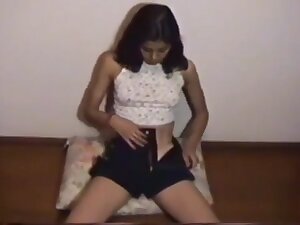 Hairy pussy indian wife 853v