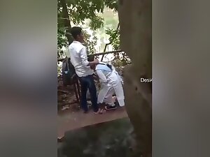 Today Exclusive- Desi Clg Lover Outdoor Romance And Sex Capture By Hidden Cam