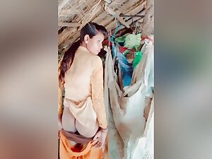 Exclusive- Cute Desi Village Girl Showing Her Pussy And Ass