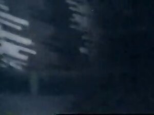 Hidden non-professional desi clip