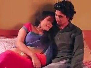 Desi jawan bete ke sath maa ki bistar garam