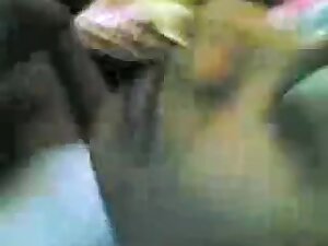 Desi couple fucking in bedroom