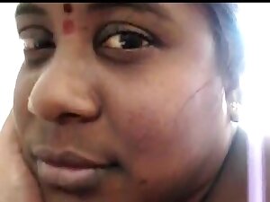 Indian whore gives a nice blowjob