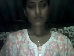 Kanpur Aunty Shows her stuff