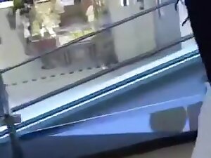 Indian tourist bonks bf in changing room