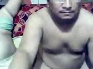 mature on very old webcam recording