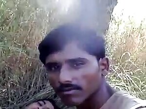 northindia girl show off outdoor and bust girl touch