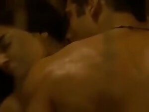 Hot scene of Kangana ranaut and john Abraham