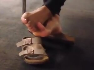 Abused shoeplay in library'
