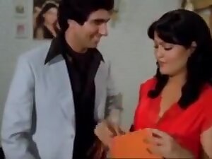 Zeenat Aman Fucked By a Basterd Guy
