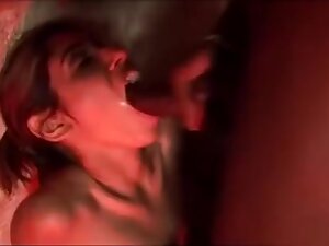 Indian Beauty Sahara Knite Shows Us Her Oral Skills In This