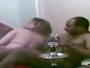 HOMEMADE AMATEUR ARAB COUPLE