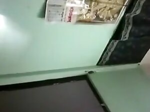 Indian aunty nude body showing after bathing