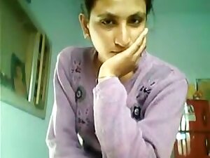 Jammu callgirl teasing and stripping