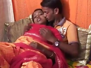 New Indian girl sex and enjoying 9752163641 boy call na Kare