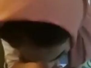 Indian Muslim Girl Giving Blowjob her Boyfriend
