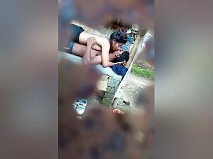 Today Exclusive- Desi Clg Lover Outdoor Romance