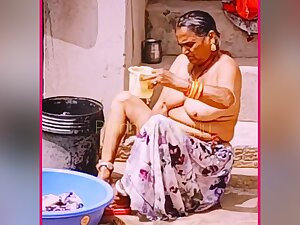 Desi Indian Village Mature Aunty Bathing Video