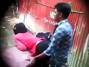 Indian Girlfriend Fucking In Park