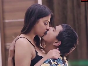 Ies Educated Girl Ne Nokar Se Gaand Marvaayi