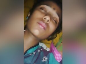 Today Exclusive- Cute Desi Girl Pussy Video Record By Lover