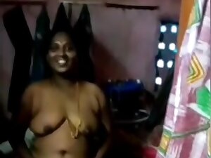 Coimbatore Tamil Wife Caught Showing Nude By Lover