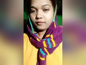Today Exclusive- Desi Village Girl Showing Her Boobs And Pussy Part 2