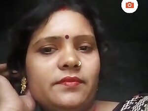 Nidhi Bhabhi Hot Live Pussy Show With Live Cam