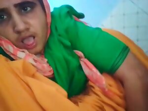 Naughty Village Wife Fingering Pussy Selfie Mms
