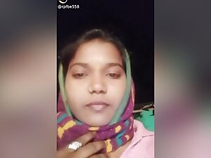Today Exclusive- Desi Village Girl Showing Her Boobs And Pussy Part 3