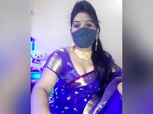Today Exclusive- Sexy Bhabhi Showing Her Boobs And Pussy Part 3