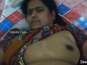 Today Exclusive- Desi Maid Hard Fucked By House Owner