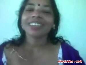 Hottest Xxx Scene Cumshot Wild Unique - Desi Aunty And Mallu Aunty