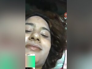 Today Exclusive-horny Nepali Girl Showing Her Wet Pussy On Video Call