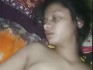 Sleeping Bangladeshi Married Girl Nude Mms