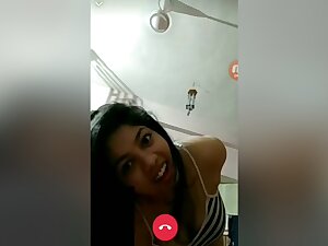 Today Exclusive- Sexy Bhabhi Showing Her Pussy On Video Call