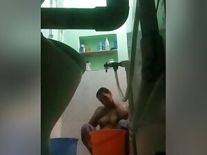 Today Exclusive- Desi Bhabhi Bathing Capture By Hidden Cam