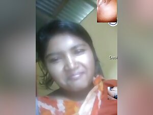 Today Exclusive- Cute Desi Girl Showing Her Big Boobs And Pussy Fingerring On Video Call