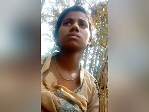 Today Exclusive- Super Hot Desi Village Girl Ridding Lover Dick